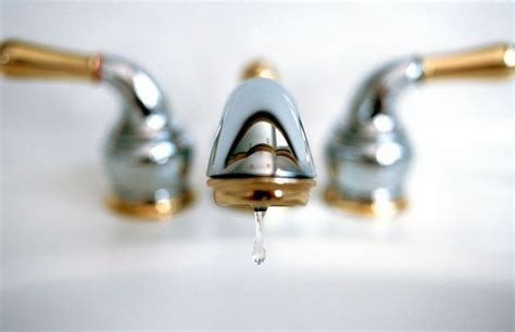 How to Fix Common Shower Faucet Problems